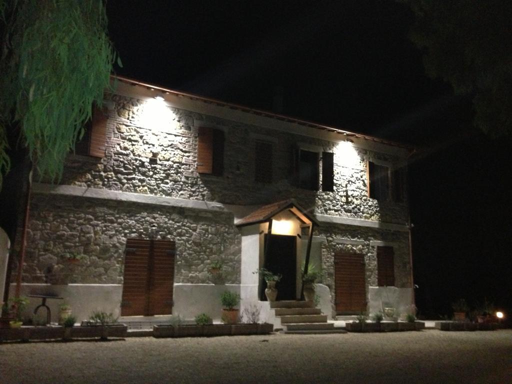 Locanda Villa Naumanni Tarquinia Exteriör bild